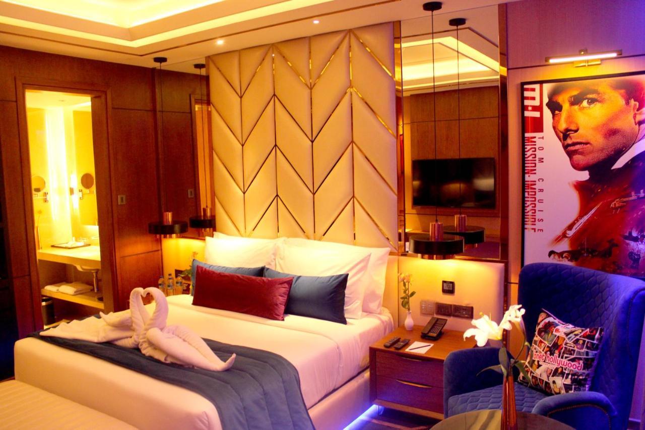 Planet Hollywood Thane Esterno foto