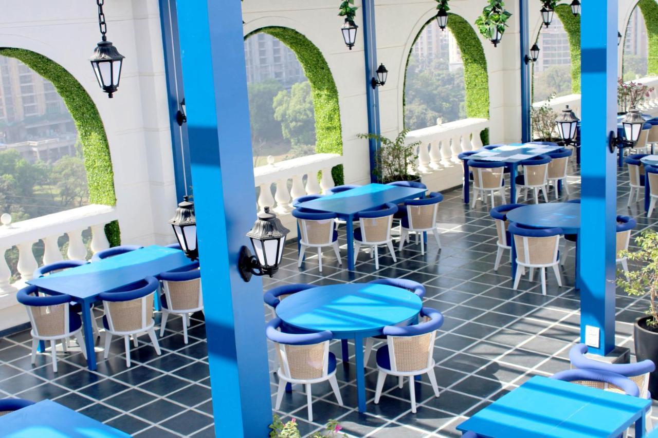 Planet Hollywood Thane Esterno foto