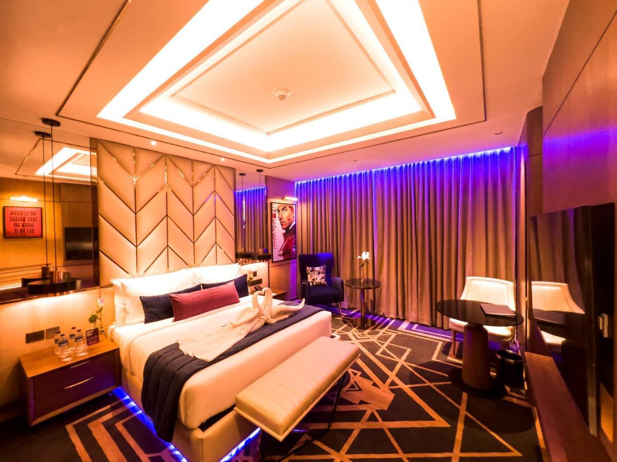 Planet Hollywood Thane Esterno foto
