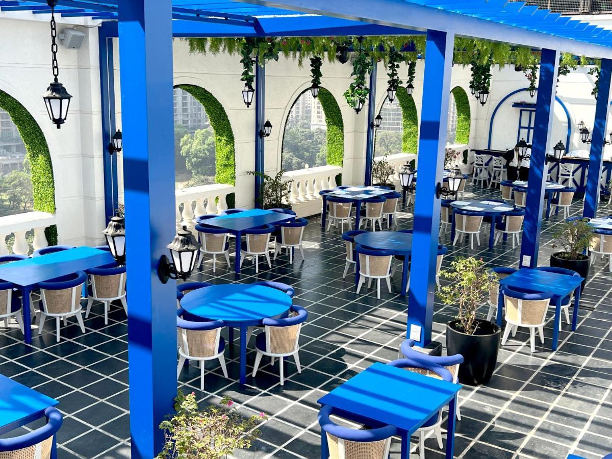 Planet Hollywood Thane Esterno foto